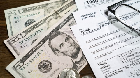 6 Tax Hacks & Discounts to Save on Tax Filing for 2015