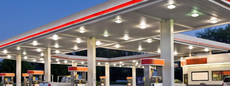 13 Best Gas Station Rewards Programs to Save at the Pump